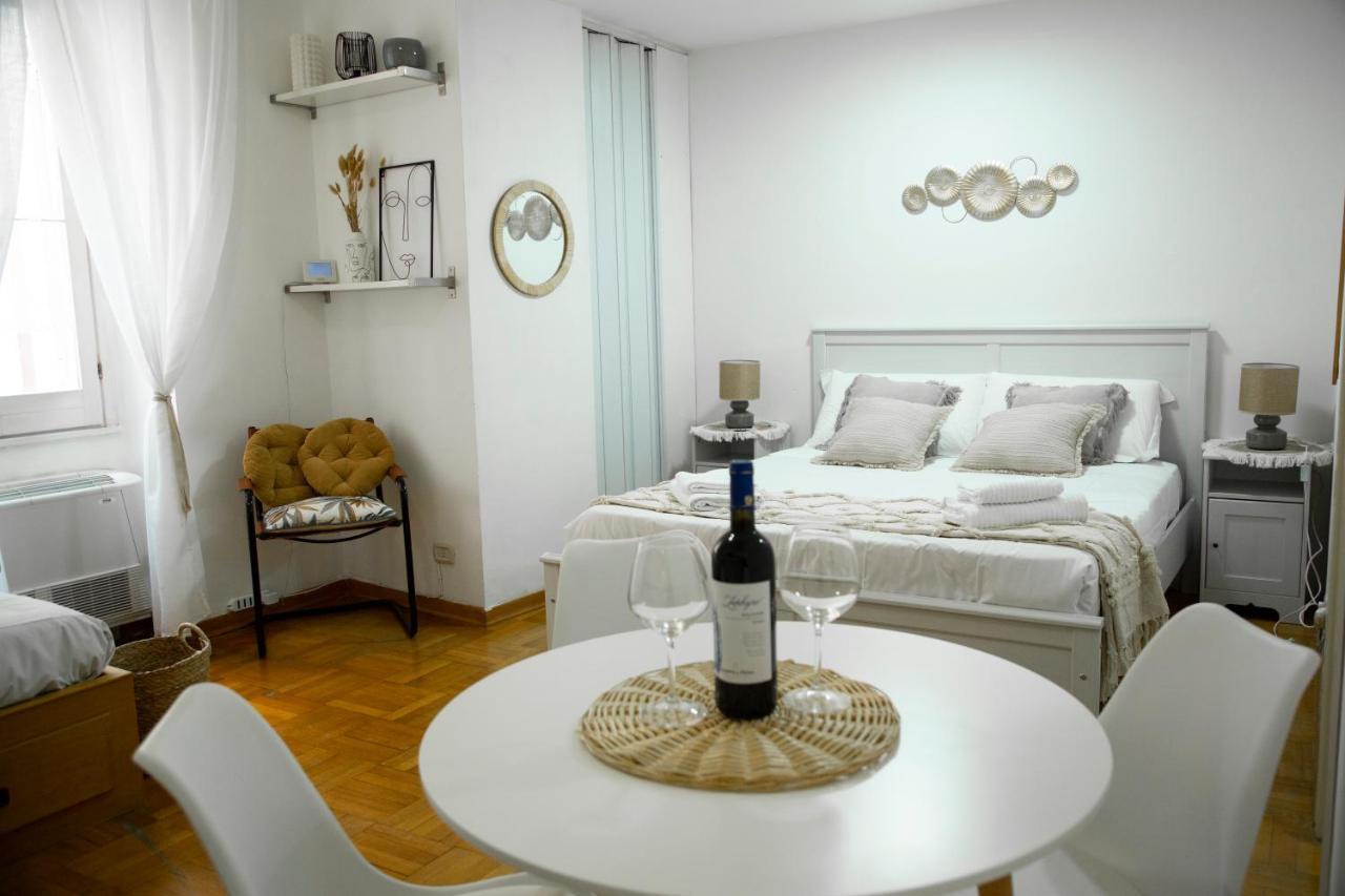 Shabby Roman Studio- Ai Fori Imperiali Экстерьер фото
